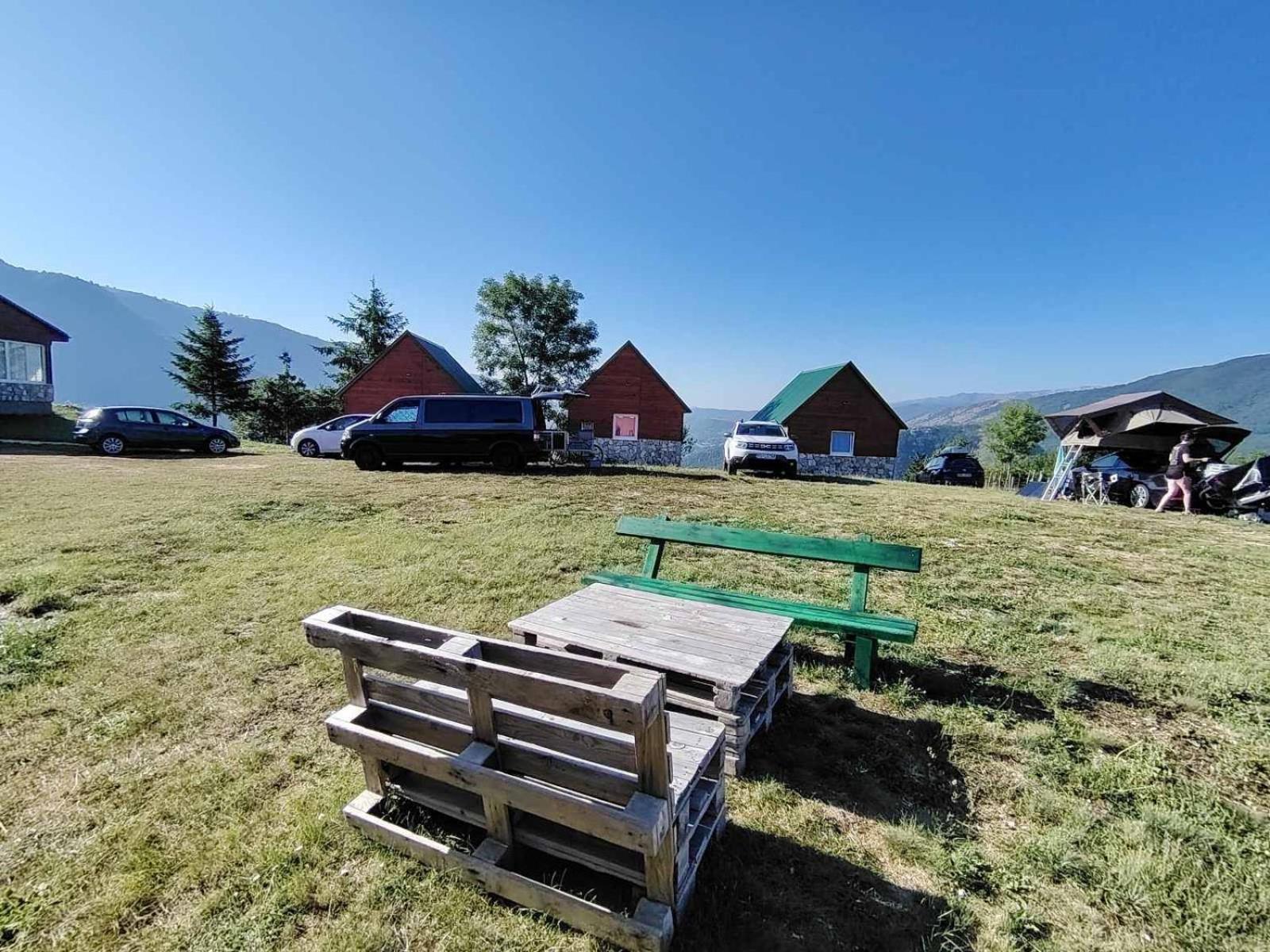 Rural Resort Tron Pluzine Exterior photo